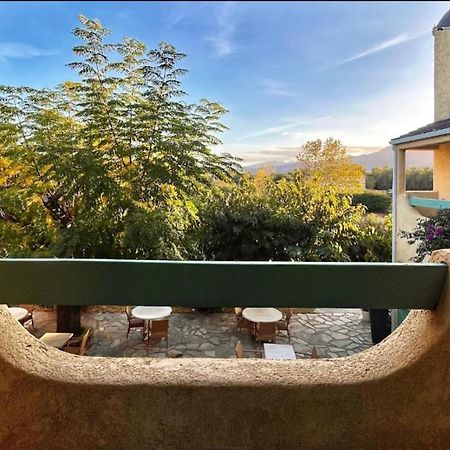 Auberge Les Oliviers Лучиана Екстериор снимка