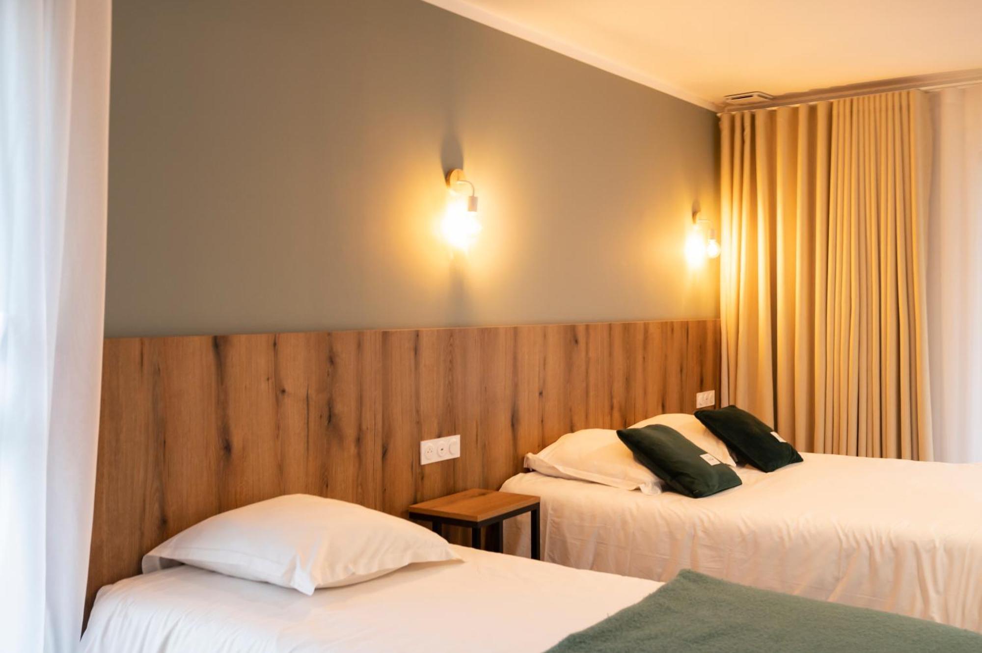 Auberge Les Oliviers Лучиана Екстериор снимка