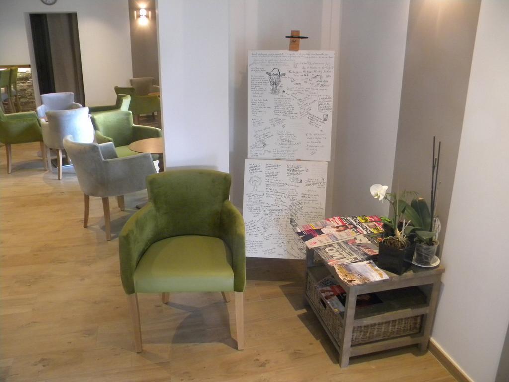 Auberge Les Oliviers Лучиана Екстериор снимка